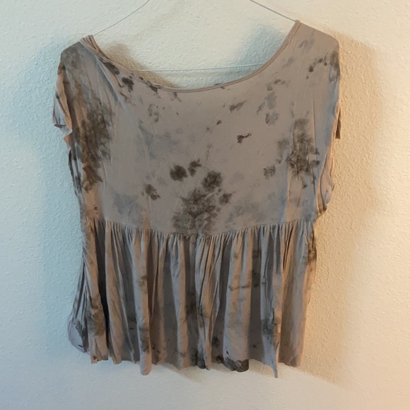 Soft and flowy top - Picture 4 of 5